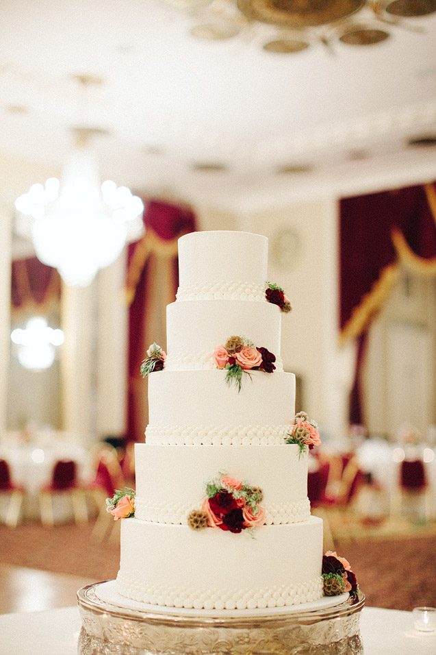 romantic milwaukee wedding photography, historic milwaukee wedding, wisconsin fine art wedding photographer carly mccray, wisconsin wedding photography, romantic milwaukee wedding photography 