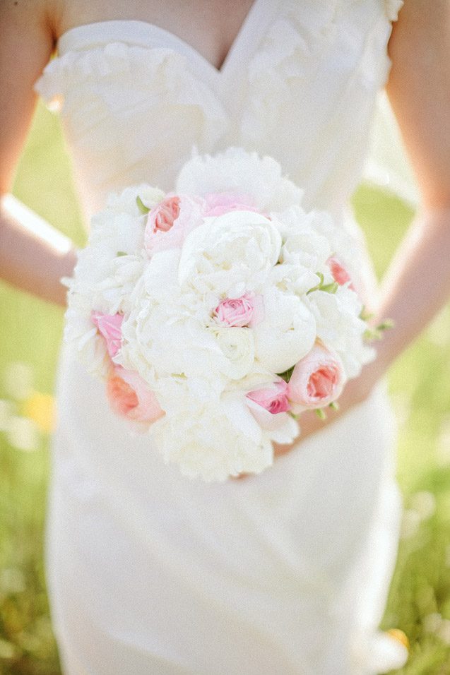 rustic outdoor wedding wisconsin, rustic backyard wedding, elkhart lake wedding photographer, victorian village wedding, backyard wisconsin wedding, wisconsin lake wedding, fine art wisconsin wedding photography, milwaukee and madison wedding photographer Carly McCray Photography 