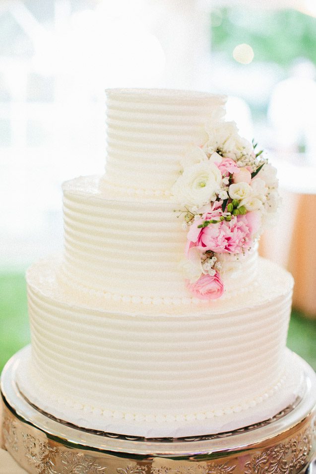 rustic outdoor wedding wisconsin, rustic backyard wedding, elkhart lake wedding photographer, victorian village wedding, backyard wisconsin wedding, wisconsin lake wedding, fine art wisconsin wedding photography, milwaukee and madison wedding photographer Carly McCray Photography 