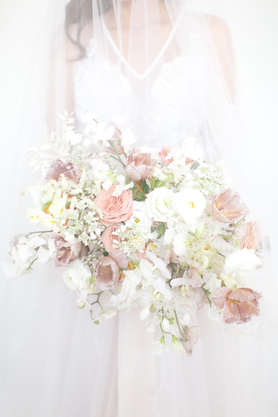 Lake geneva wedding photographers, door county wedding photographers, best wedding photographers, wisconsin bride magazine editorial, carly mccray photography, blush wedding florals, blush bouquet