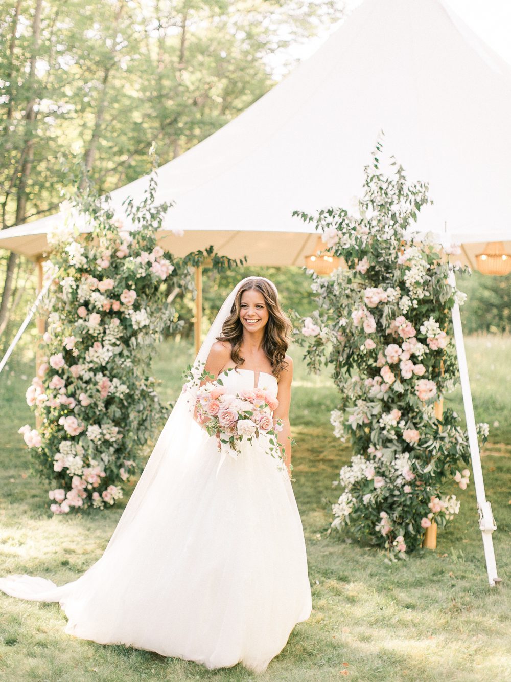 Best Lake Geneva wedding photographers carly mccray lake geneva wedding tablescape